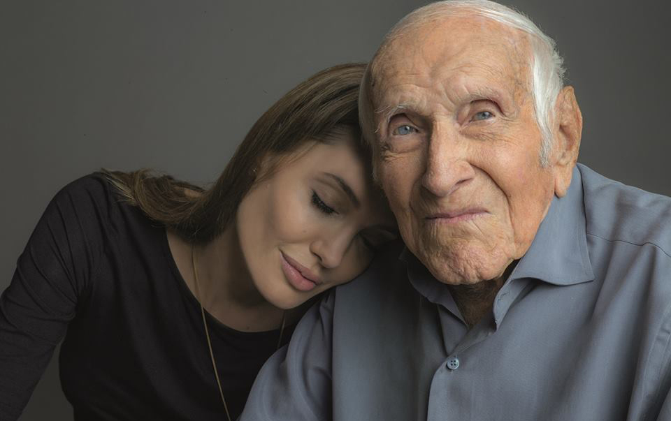 Angelina Jolie Unbroken ile Yeniden Yönetmen Koltuğuna Oturuyor