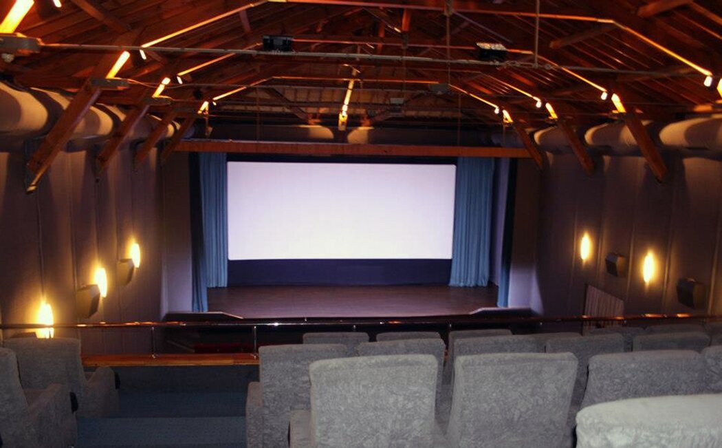 Ortaköy Feriye Sineması “Güneş Yanığı 2” ile Geri Dönüyor