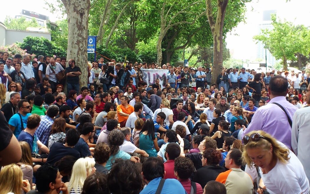 Filmloverss Direniyor!