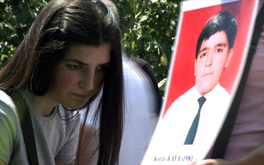 Menekşe’den Önce