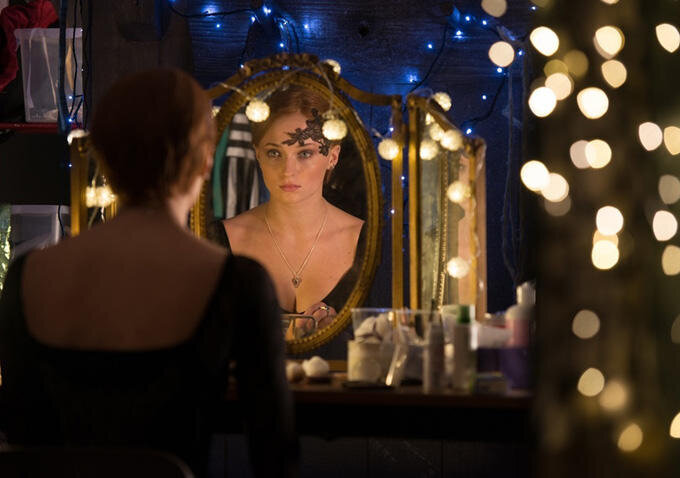 Sophie Turner “Another Me” İle Geliyor!