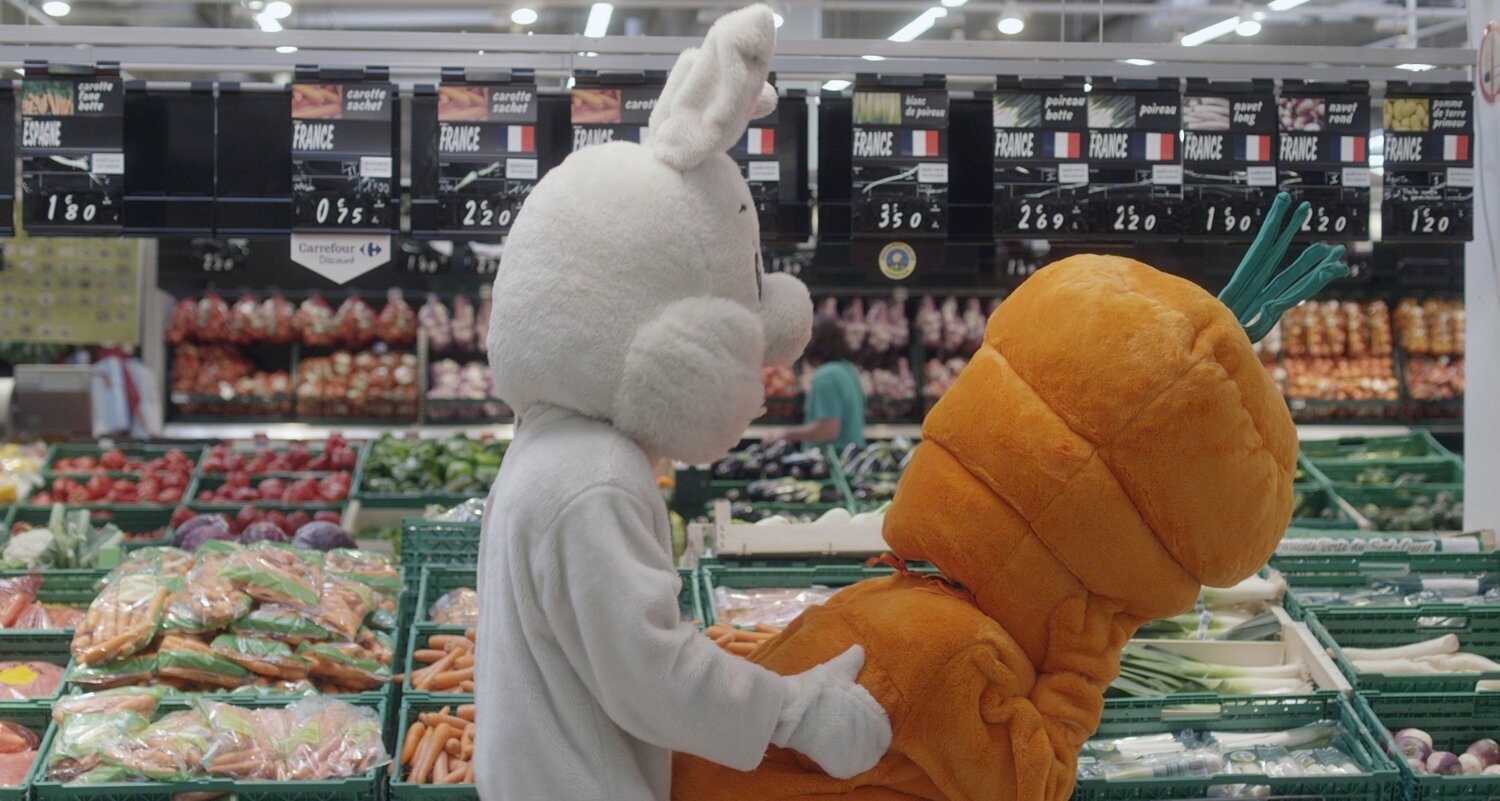 Kim Takar – What The F*ck