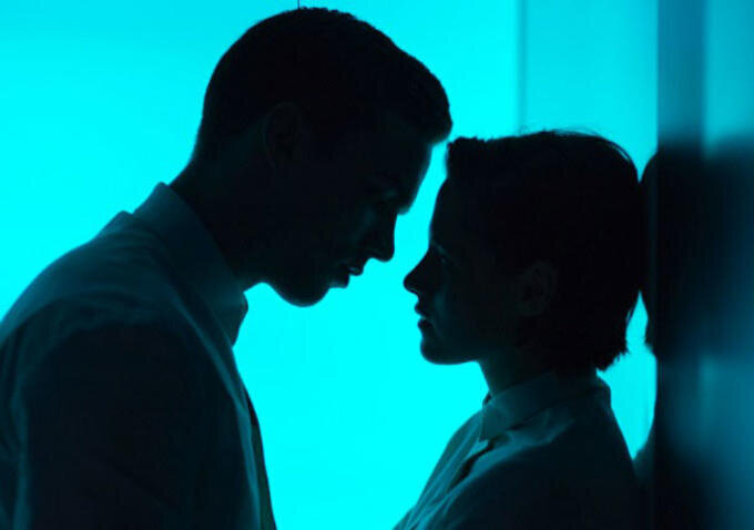 Equals’a İlk Bakış