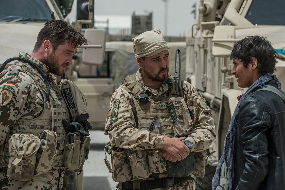 Ayrı Dünyalar – Zwischen Welten