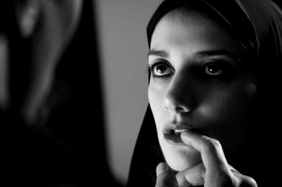 a-girl-walks-home-alone-at-night-2-filmloverss