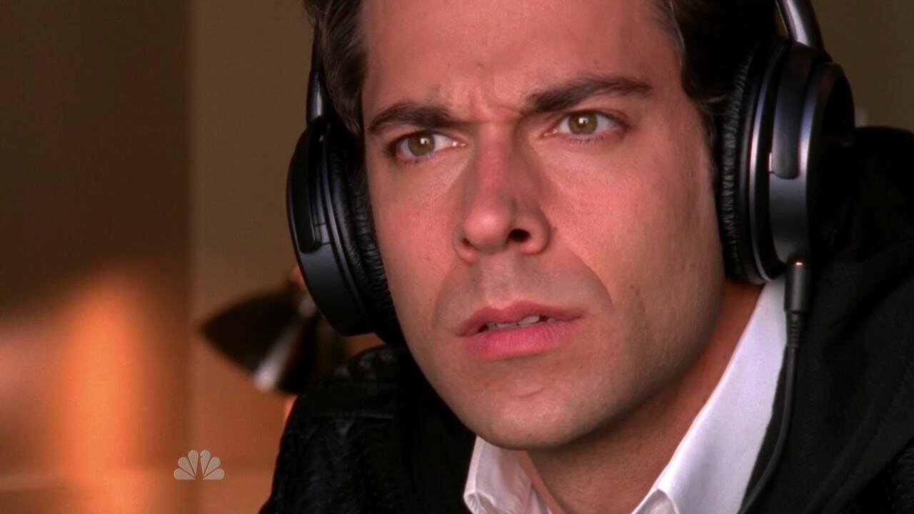 Zachary Levi Televizyona Dönüyor. Hem de Heroes’la!