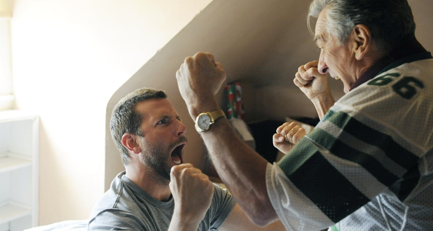 David Russell ve Mutluluğu Zor Yoldan Kazanan Karakterleri