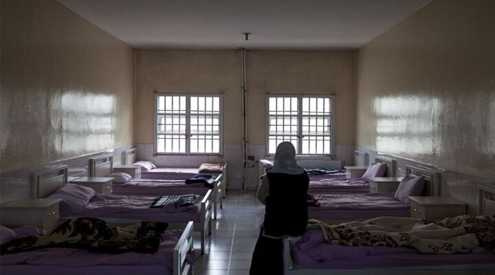 Depo: Akıl Hastanesinde Hayat