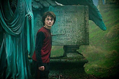 Harry-Potter-and-the-Goblet-of-Fire-Graveyard-Scene-filmloverss