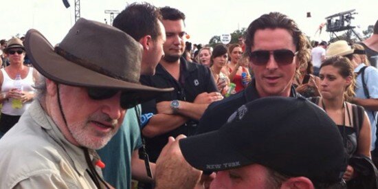Terrence-Malick-and-Christian-Bale-filmloverss