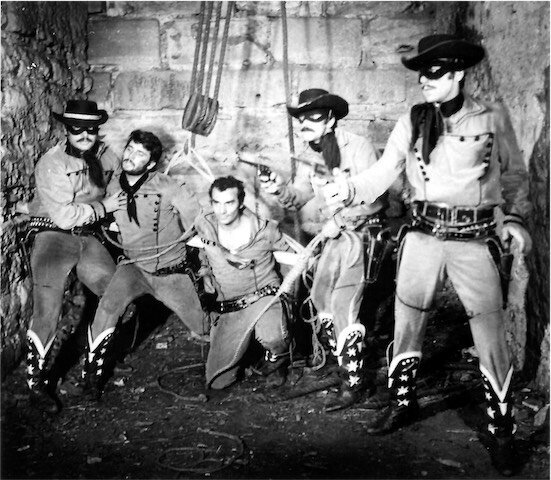 maskeli-besler-34-istanbul-film-festivali-filmloverss