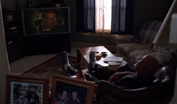 mike-apartment-breaking-bad-filmloverss