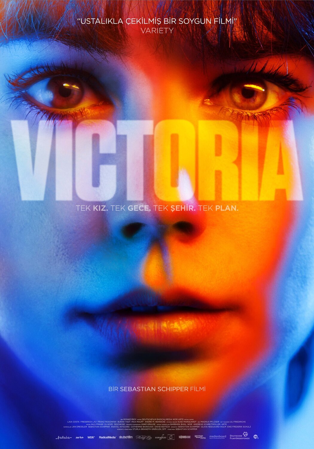 victoria-turkce-afis-filmloverss