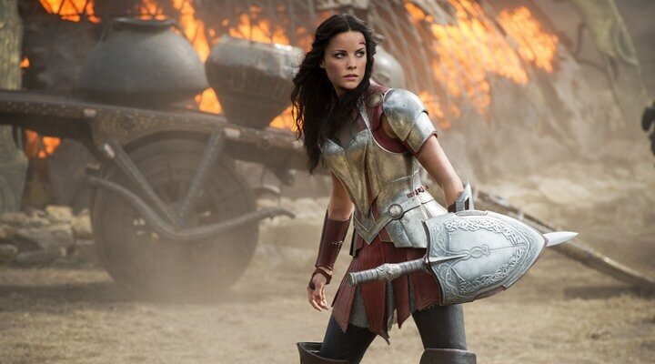 Jaimie Alexander’dan Thor: Ragnarok’la İlgili İpuçları