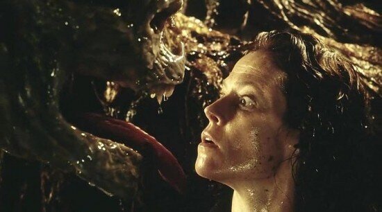 Sigourney Weaver: “Ridley Scott, Alien 3’ü Alien vs. Predators Yüzünden Bıraktı”