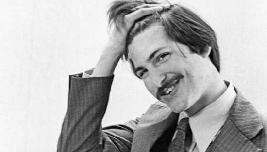 steve-jobs-the-man-in-the-machine-1-filmloverss