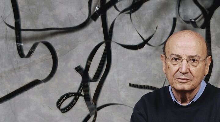 Bana Bir Angelopoulos Biyografisi Çek!