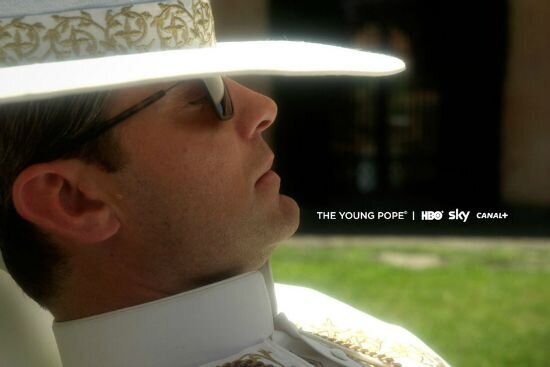 55ddd76c8ebe221439ce619d_young-pope-jude-law