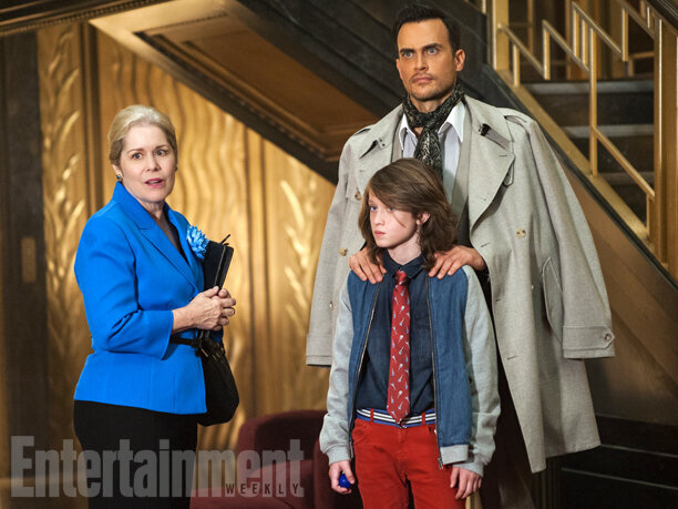 ahs-Will-Drake-Cheyenne-Jackson-filmloverss