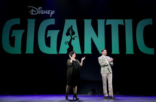 Gigantic-Disney-Jack-and-the-Beanstalk,-Jack-Fasülye-Sırığı-John-Lasseter-Nathan-Greno