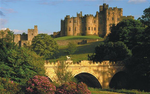 alnwick-castle-harry-potter-hogwarts-filmloverss
