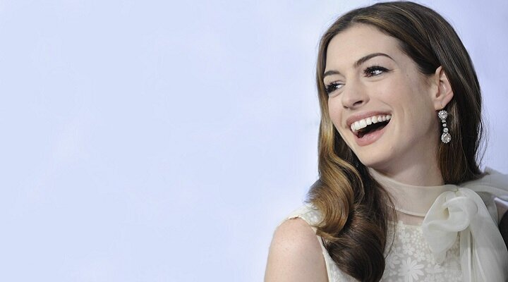 Anne Hathaway’li Yeni Mini Dizi: The Ambassador’s Wife