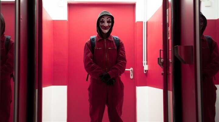 Ben Kimim? – Who Am I