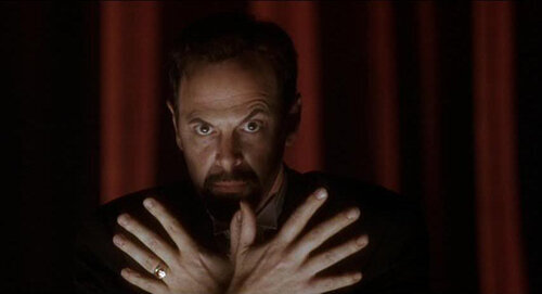 mulholland-drive-magician-filmloverss