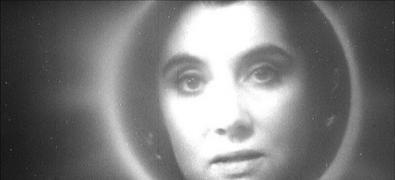 phoebe-nicholls-elephant-filmloverss
