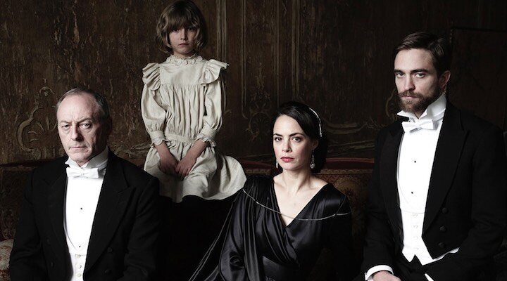 Bir Liderin Çocukluğu – The Childhood of a Leader