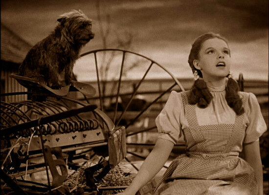 the-wizard-of-oz-oz-buyucusu-somewhere-over-the-rainbow-filmloverss