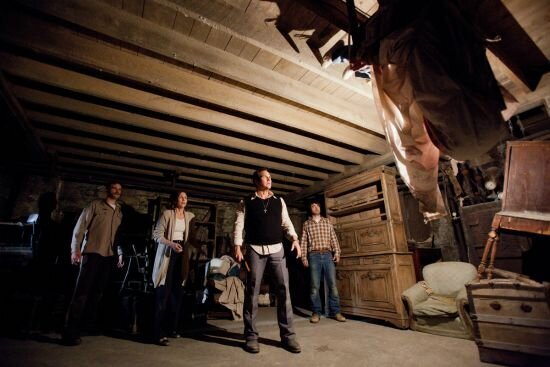 gercek-hikayelerden-esinlenmis-10-korku-filmi-the-conjuring-filmloverss
