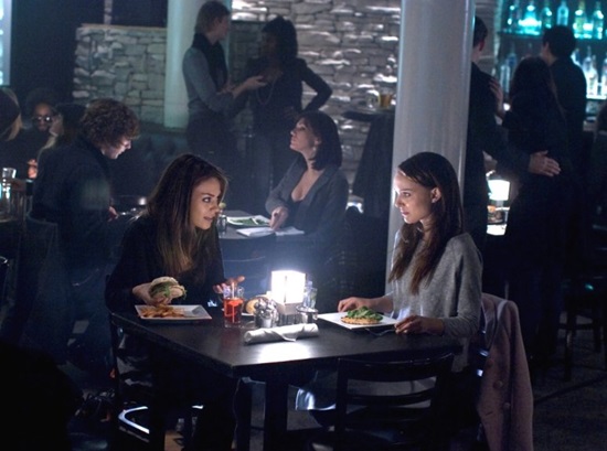 mila-kunis-natalie-portman-black-swan-filmloverss