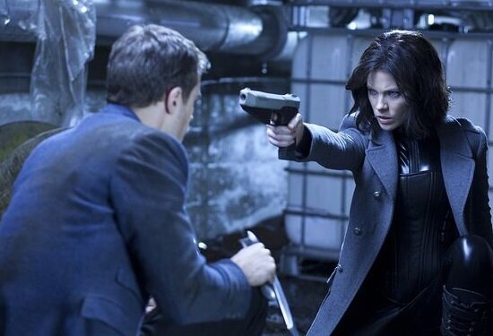 kate-beckinsale-and-theo-james-filmloverss