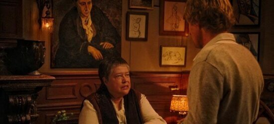 Gertrude-stein-kathy-bates-midnight-in-paris-filmloverss