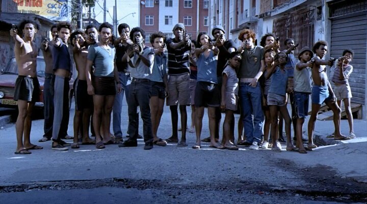 Hiyerarşi Konulu Filmler