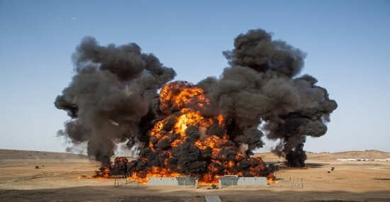 james-bond-spectre-explosion-scene-filmloverss