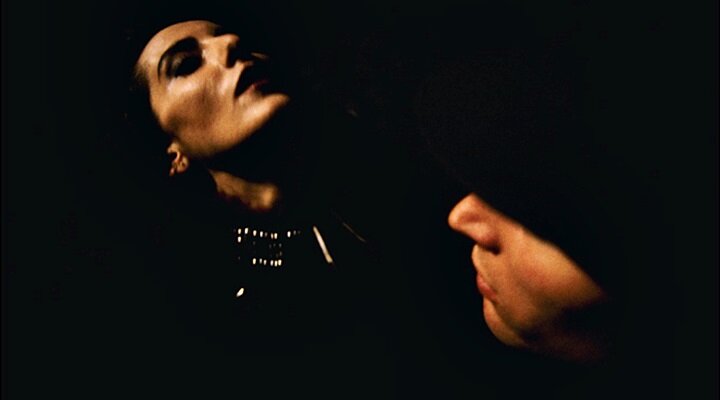 Gotik Bir İstanbul Masalı: Karanlık Sular