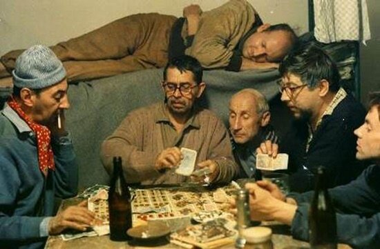 larks-on-a-string-filmloverss