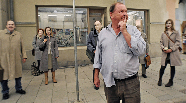 Roy Andersson: Yaşayanlar Üçlemesi