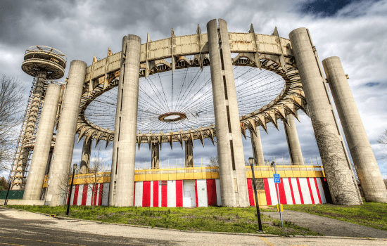 Modern-ruin-a-worlds-fair-pavilion-filmloverss