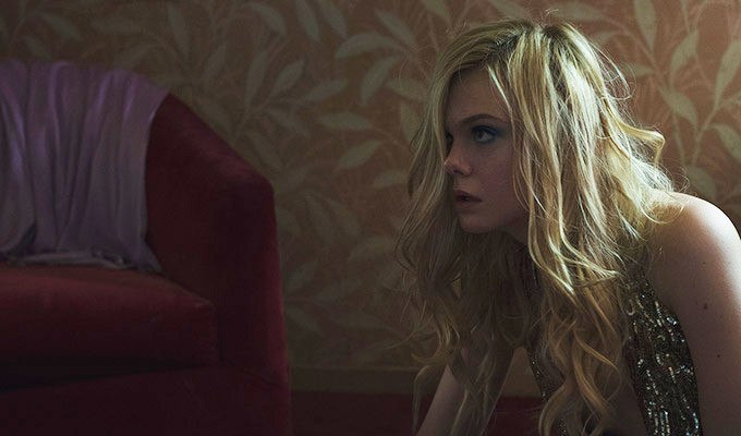 elle - fanning - filmloverss