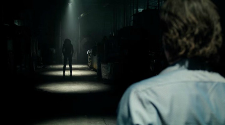 Yapımcılığını James Wan’ın Üstlendiği Lights Out’un Fragmanı Yayınlandı!