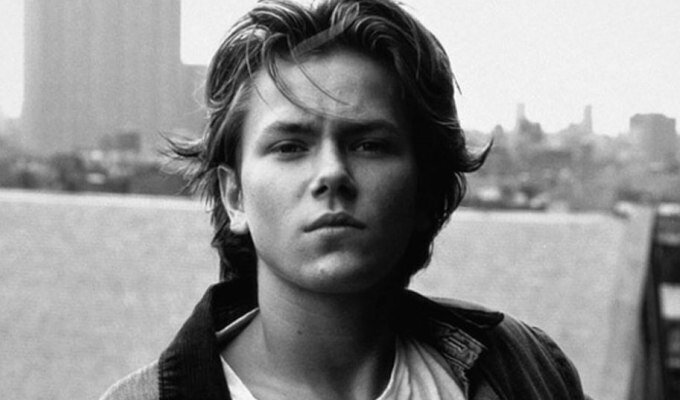 river - phoenix - filmloverss
