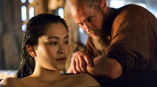 vikings-4-sezon-5-bolum-ragnar-yidu-filmloverss