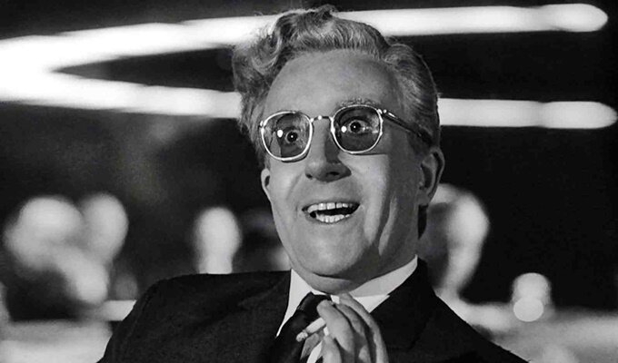 Dr-Strangelove-filmloverss