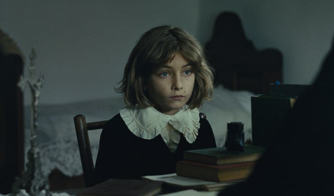 childhood - of - a - leader - filmloverss