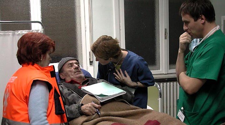 the-death-of-mr-lazarescu-filmloverss