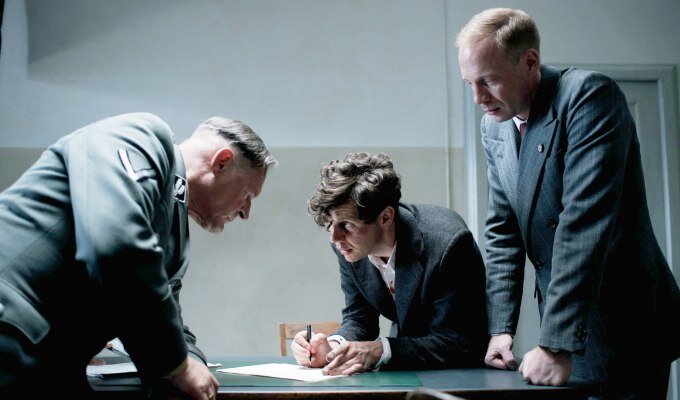 13-minutes-filmloverss-5