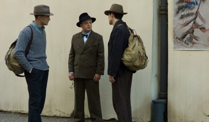 anthropoid-filmloverss-2